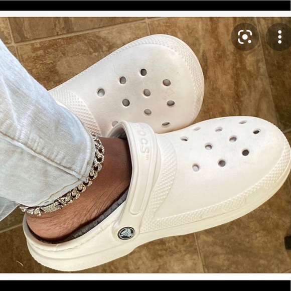 CROCS Shoes - NIB Crocs Unisex Classic Lined Clogs